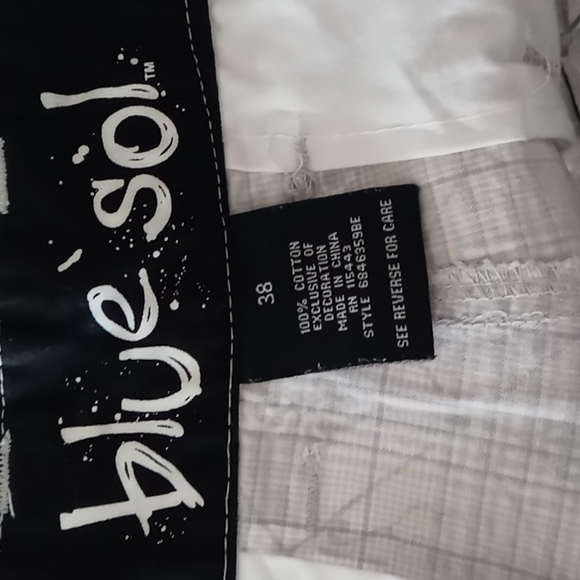 Blue Sol Men's Beige w Tan Skulls Diamond Print sz 38 - Picture 12 of 15